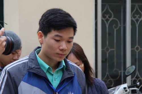 Bác sĩ Hoàng Công Lương ký y lệnh vì có kinh nghiệm nhất?