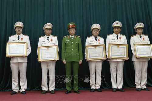 Lễ đón nhận Huân chương Chiến công về thành tích phòng chống ma túy