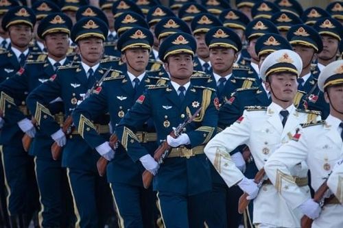 Trung Quốc bất ngờ có thay đổi lớn trong quân đội