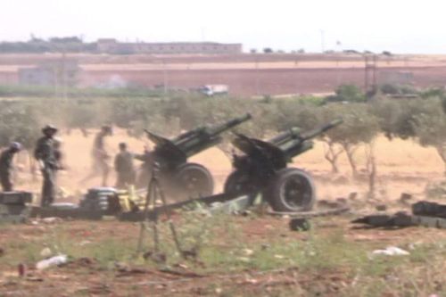 Quân đội Syria pháo kích tiêu hao sinh lực 'quân nổi dậy' ở Hama