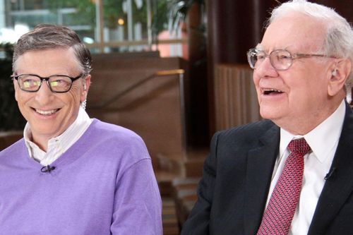 Để thành công như Gates và Buffett nên bỏ thói quen vô bổ
