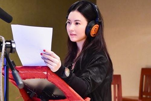 Con trai thứ ba của Trương Bá Chi mang họ mẹ, không có tên cha