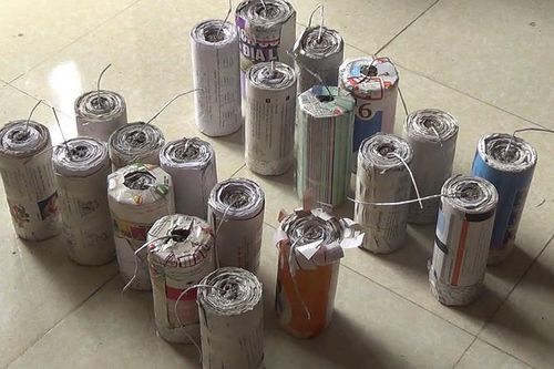 Bắt đối tượng chế tạo pháo trái phép