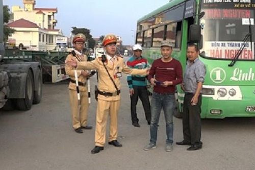 Hải Dương tăng cường xử lý vi phạm nồng độ cồn và sử dụng ma túy dịp Tết