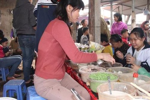 Chợ Nủa ngày Tết - tiếng vọng quá khứ trong lòng Thủ đô