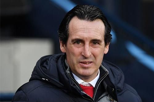 HLV Unai Emery méo mặt vì Arsenal lại hà tiện