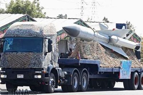 Iran gắn đầu đạn đeo bám mục tiêu có thể ngắm bắn cả châu Âu