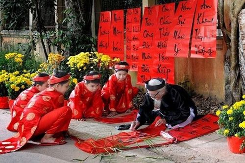 Khai bút đầu xuân đem lại may mắn gì trên con đường học vấn công danh và cách khai bút đúng chuẩn