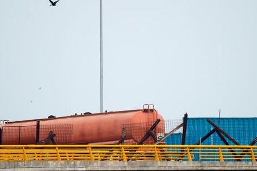 Chính phủ Venezuela chặn đường chở hàng viện trợ nhân đạo