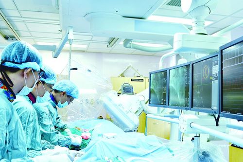 'Chia lửa' với tuyến trên