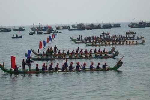 Lễ hội đua thuyền có từ 350 năm, tri ân các dân binh Hoàng Sa - Trường Sa