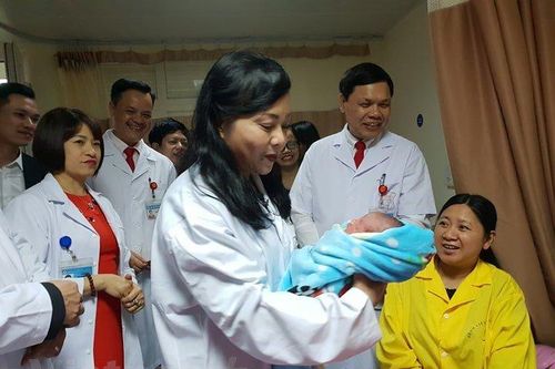 7 ngày nghỉ Tết, hơn 15.000 em bé tuổi Kỷ Hợi ra đời