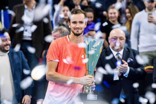 Quên Tsitsipas, Zverev đi, Medvedev mới là 'Next Gen' đáng chú ý