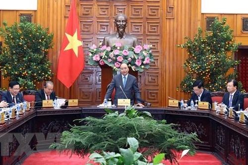 Prime Minister commends efforts to ensure happy Tet for all
