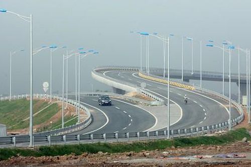 Tương lai, cứ đi cao tốc là phải trả phí?