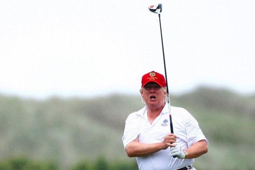Tăng cân lên hơn 110kg, Tổng thống Trump chính thức bị béo phì