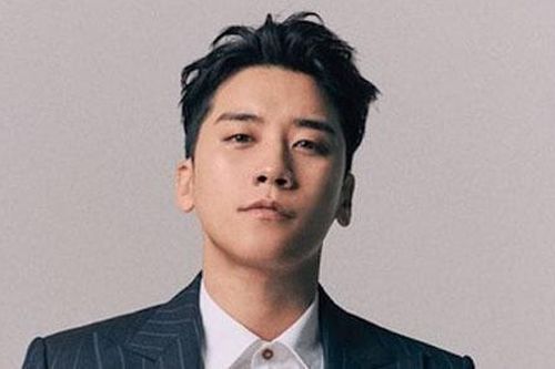 Quán bar của Seungri đóng cửa sau vụ hành hung khách hàng