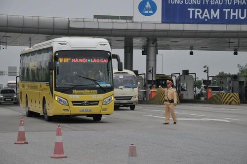 Lại phát hiện tài xế xe khách dương tính ma túy trên cao tốc