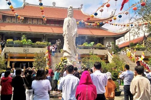 Nét văn hóa ngày rằm tháng Giêng của người TPHCM
