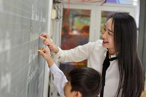 Giảng viên đại học phải có trình độ thạc sĩ trở lên