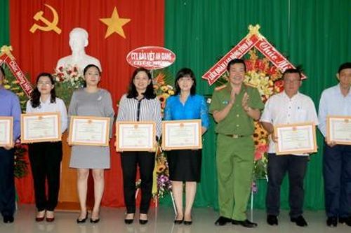153 cơ quan doanh nghiệp đạt tiêu chuẩn 'An toàn về an ninh trật tự'
