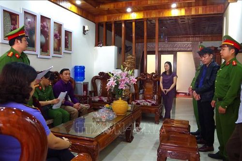 Bắt tạm giam Phó Giám đốc Ban Quản lý rừng đặc dụng Phong Quang, Hà Giang