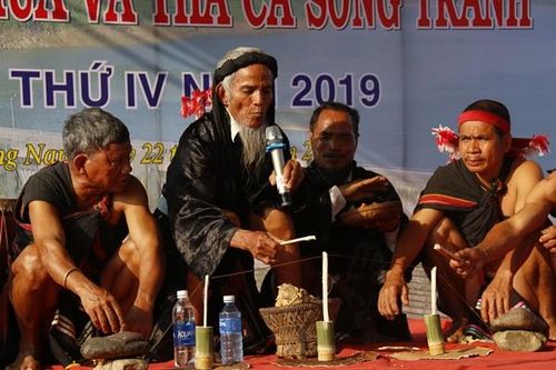 Lễ hội cầu mưa, thả cá giống ở hồ thủy điện Sông Tranh 2