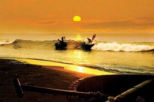 Lật thuyền thúng, một ngư dân Quảng Nam mất tích