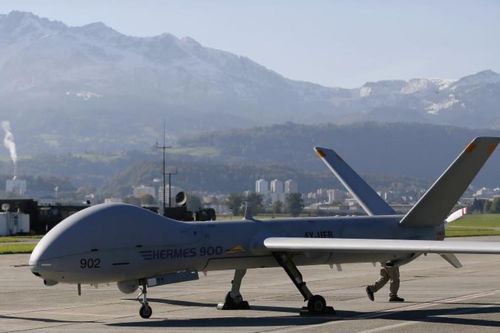 Israel bán 50 máy bay quân sự không người lái Heron cho Ấn Độ