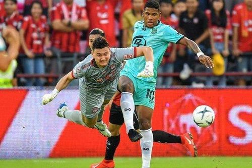 Bất ngờ với chia sẻ của Đặng Văn Lâm sau trận thua ngay lần đầu ra mắt
