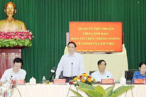 Trưởng Ban Tổ chức Trung ương Phạm Minh Chính làm việc tại Quận ủy quận Phú Nhuận