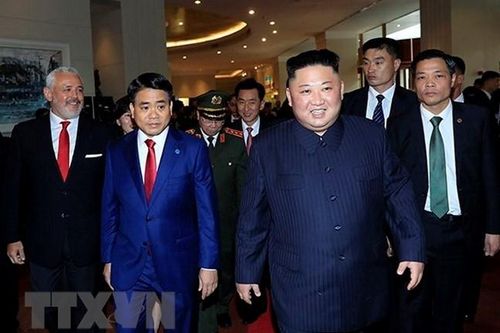 Ngày đầu tiên của Chủ tịch Triều Tiên và Tổng thống Mỹ tại Hà Nội