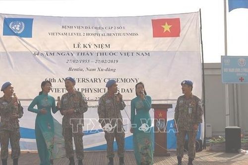 Bệnh viện dã chiến cấp 2 kỷ niệm Ngày Thầy thuốc Việt Nam tại Nam Sudan