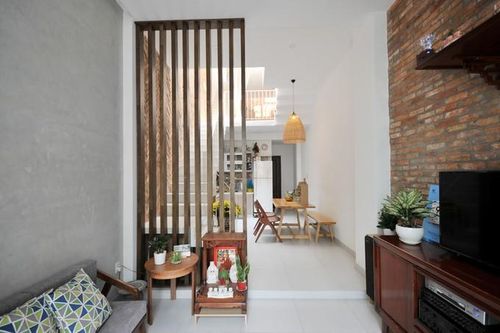 Nhà cấp 4 tồi tàn thành nhà ống hai tầng tuyệt đẹp sau cải tạo