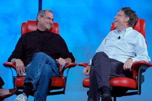 Mối quan hệ kì lạ khi nóng bỏng lúc lạnh nhạt của hai thiên tài công nghệ Steve Jobs và Bill Gates