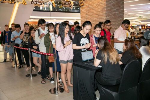 5000 khán giả xúc động với tình mẫu tử trong phim 'Hạnh phúc của mẹ'