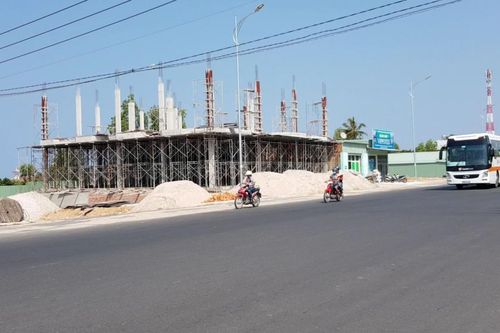 Một phụ nữ ngang nhiên bán đất, xây dựng nhà không phép trên đất dự án tại Phú Quốc
