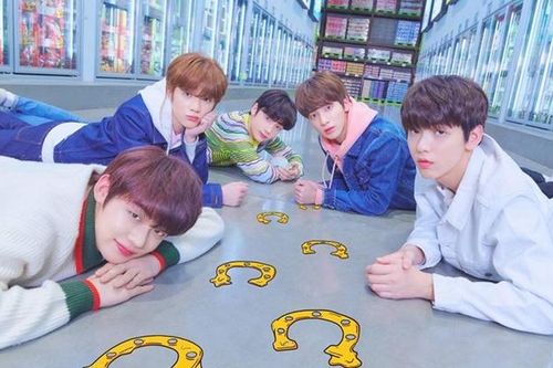 TXT debut: Netizen khen ngợi nhiều tới mức che lấp hết những lời chê bai, lý do là vì đâu?