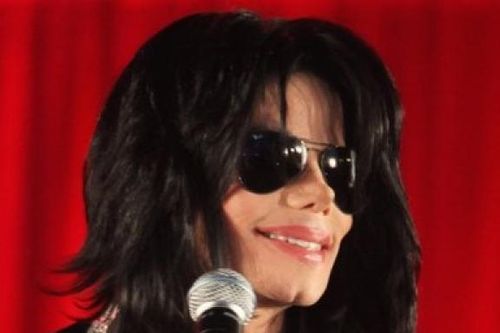 Canada: Nhiều đài phát thanh lớn dừng phát sóng ca khúc của Michael Jackson