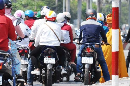 Cảnh giác trước những vị sư giả khất thực
