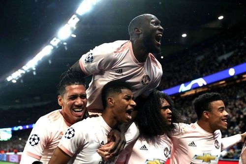 Pogba và dàn khách VIP chứng kiến màn ngược dòng lịch sử của MU