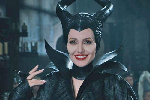 Disney bất ngờ cho 'Tiên hắc ám 2' của Angelina Jolie chiếu sớm