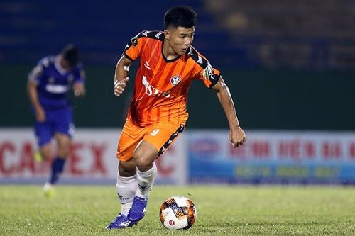 Hà Đức Chinh 'nổ súng', Đà Nẵng thoát thua trận derby xứ Quảng