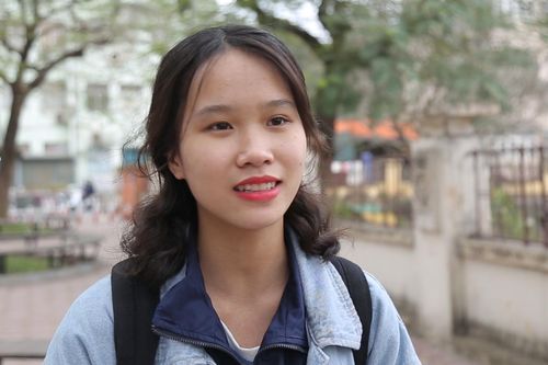 'Cưỡng hôn trong thang máy là tấn công tình dục'