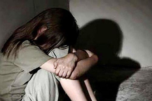 Rủ bé gái 15 tuổi làm 'chuyện người lớn', thanh niên 18 tuổi bị bắt