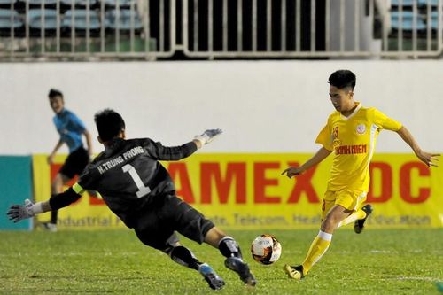 U19 SLNA và Hà Nội cùng giành chiến thắng