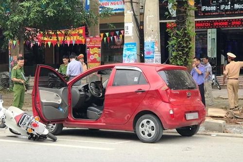 Mở cửa ôtô gây tai nạn giao thông có thể bị phạt đến 15 năm tù
