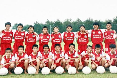 Một thời thanh xuân cùng 'đám trẻ' của bầu Đức