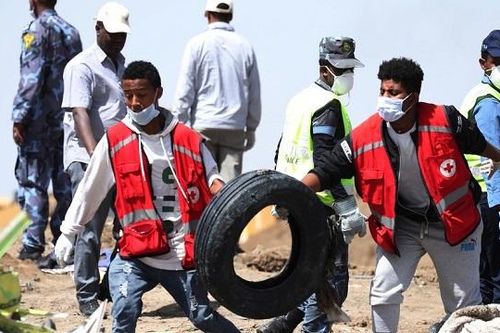 Hàng không Ethiopia tuyên bố đã tìm thấy cả 2 hộp đen của chiếc Boeing 737 vừa gặp nạn