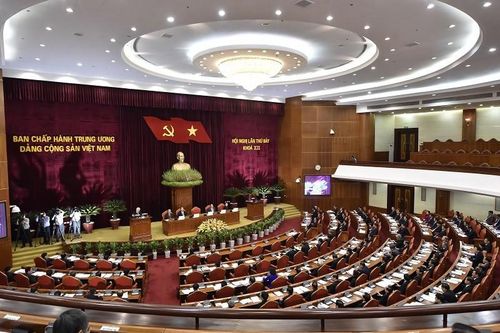 Bộ Chính trị ban hành quy định về kiểm tra, giám sát công tác cán bộ